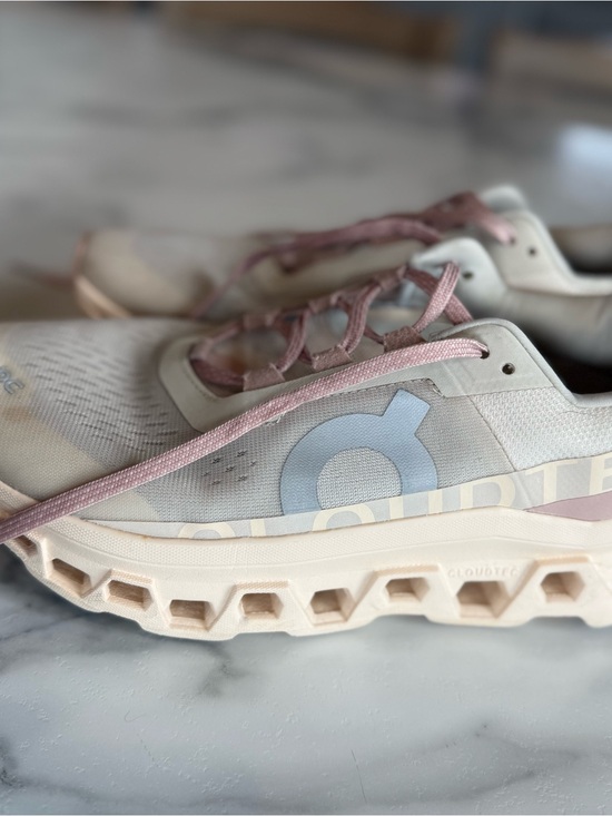 On Clouds Shoes - On Clouds Athletic Sneakers in Soft Beige and Blush